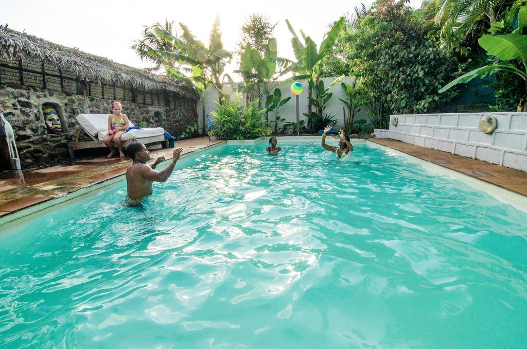 Les Bungalows D'Ambonara Hell-Ville ภายนอก รูปภาพ