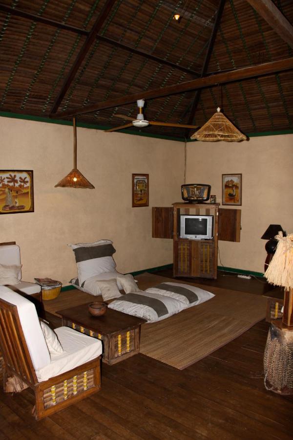 Les Bungalows D'Ambonara Hell-Ville ห้อง รูปภาพ