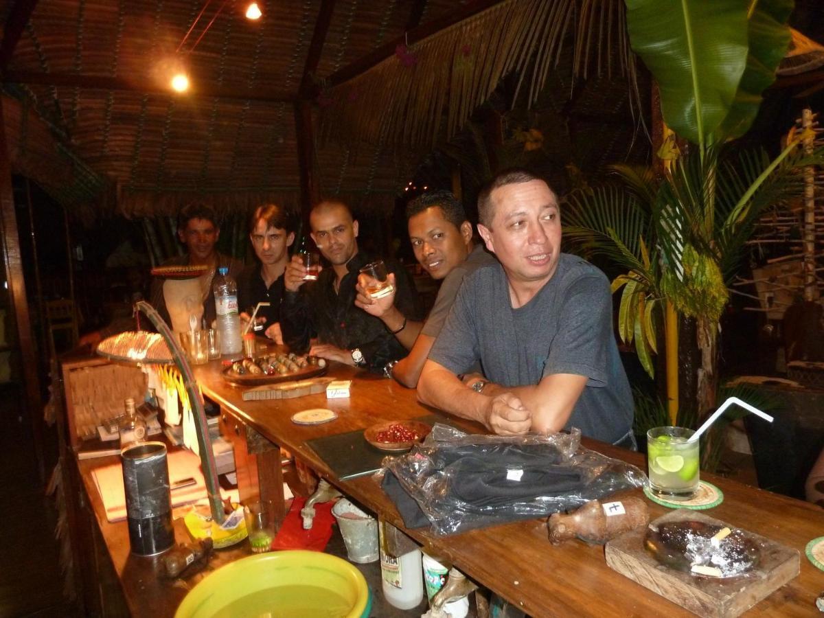 Les Bungalows D'Ambonara Hell-Ville ภายนอก รูปภาพ