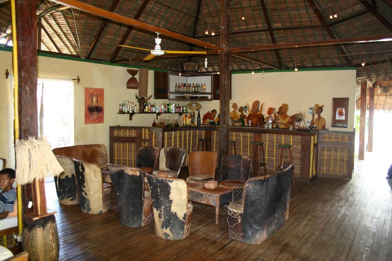 Les Bungalows D'Ambonara Hell-Ville ภายนอก รูปภาพ